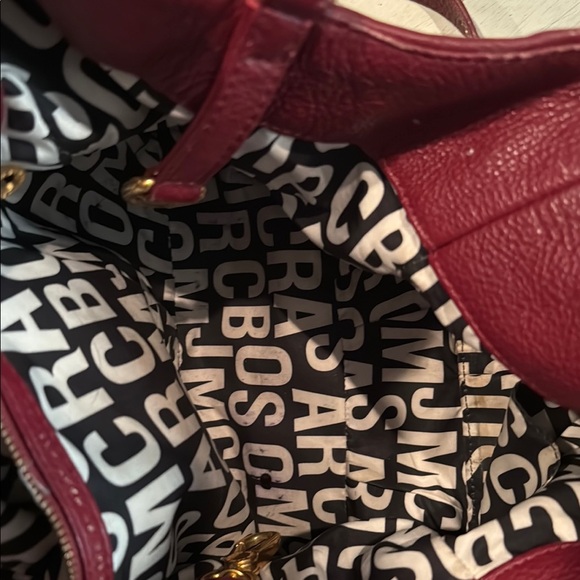 Marc Jacob’s Burgundy Leather Handbag - Picture 6 of 8